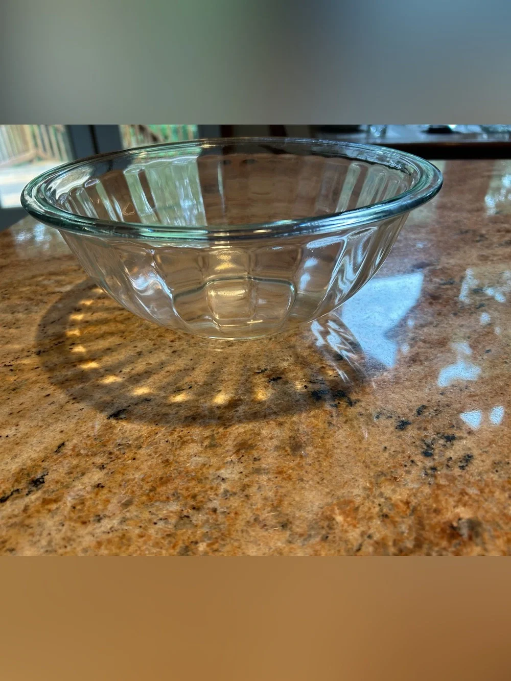 Pyrex #325 2.5-liter 2.5Qt Sculpted Ribbed Glass Mixing/ Nesting Bowl No Chips.